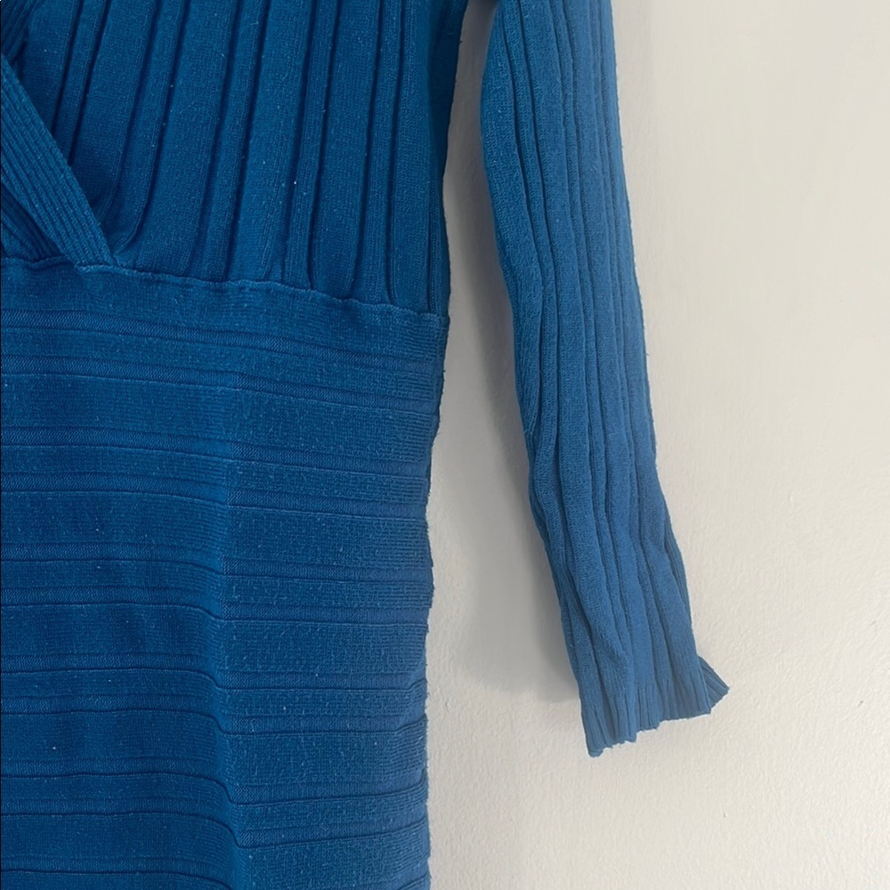 Ricki's Teal Ribbed V-Neck Top - Picture 3 of 6